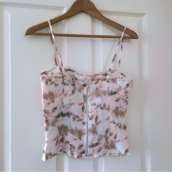 PrettyLittleThing structured corset top, size 8 - Picture 4 of 6